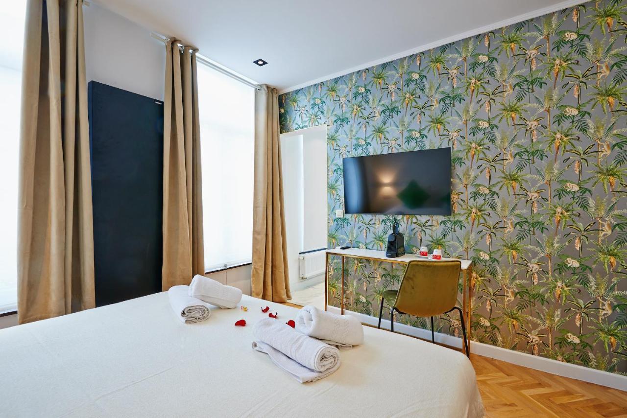 Hotel Les Ecrins Брюссель Экстерьер фото